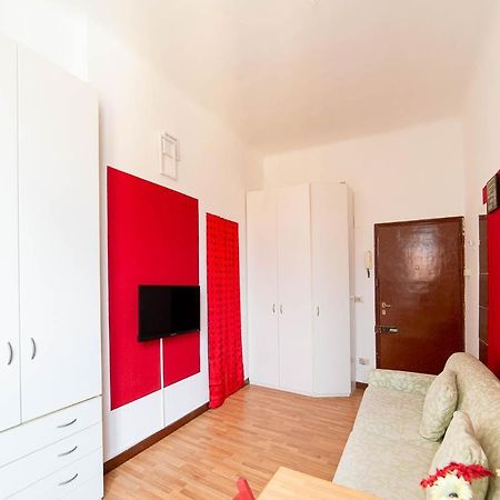 Hbhall Navigli 21 Milan Luaran gambar