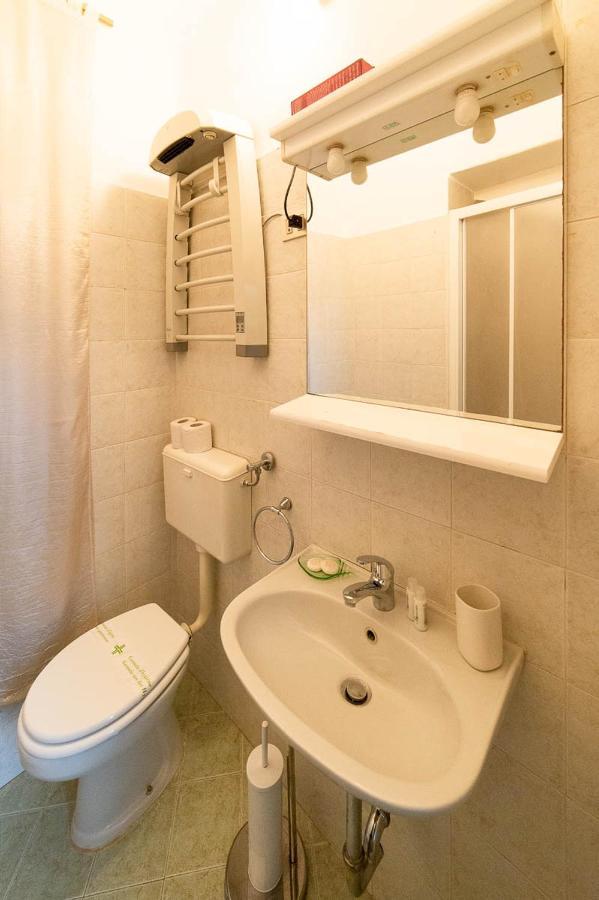 Hbhall Navigli 21 Milan Luaran gambar